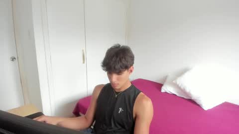 Snapshot of lucacosta19 chatting on 05-18-26, 07:20 lucacosta19 online show from 05-18-26, 07:20