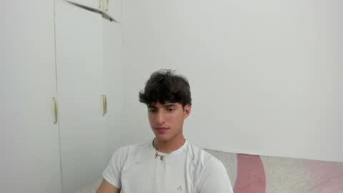 Snapshot of lucacosta19 chatting on 05-27-26, 01:57 lucacosta19 online show from 05-27-26, 01:57