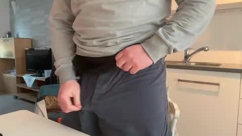 Lucas online show from 02-04-25, 04:08