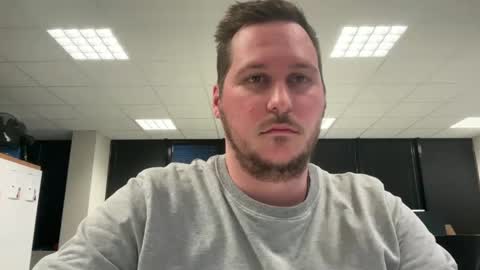 Lucas online show from 02-06-25, 04:14