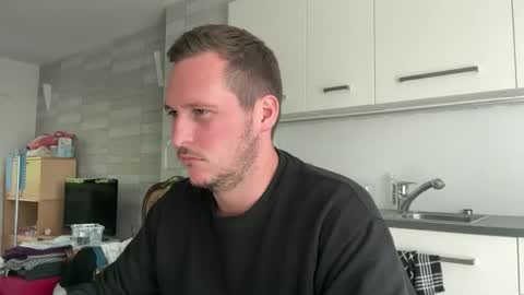 Lucas online show from 09-11-25, 03:34