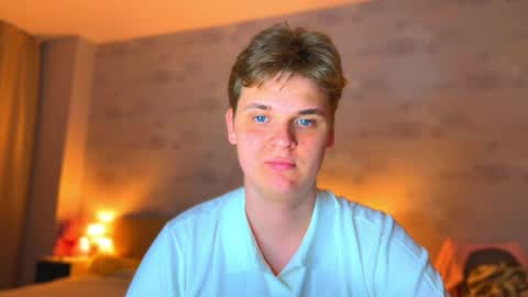 Lucas Gill online show from 04-15-26, 07:54