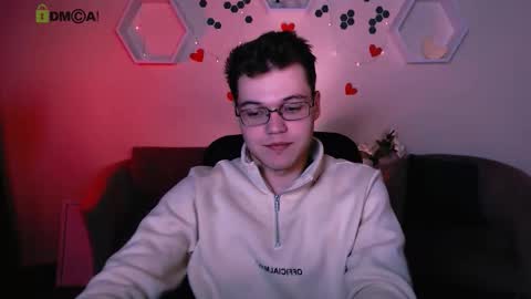 Snapshot of lucas_long_ chatting on 10-07-25, 07:11 lucas_long_ online show from 10-07-25, 07:11