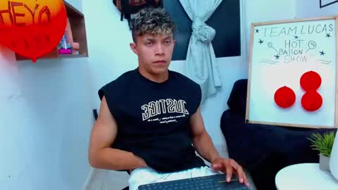 Lucas Luxx online show from 11-28-25, 01:19