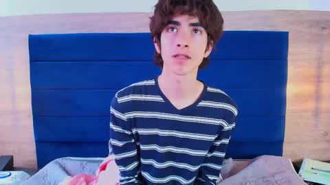 lucas_xo online show from 09-09-25, 07:35