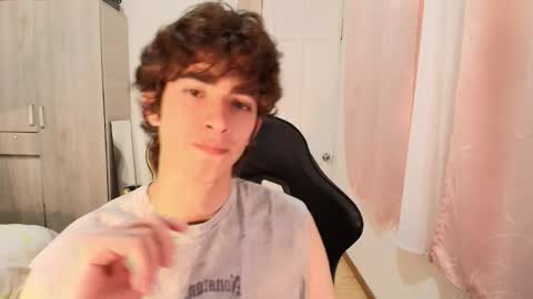 lucas_xo online show from 09-23-25, 11:30