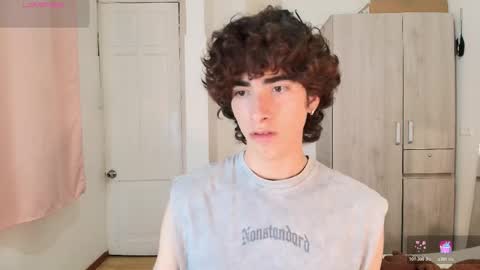 lucas_xo online show from 11-21-25, 03:38