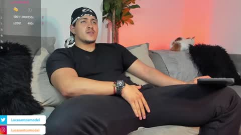 Snapshot of lucasanto_ chatting on 02-08-25, 04:47 LUCA SANTOS online show from 02-08-25, 04:47