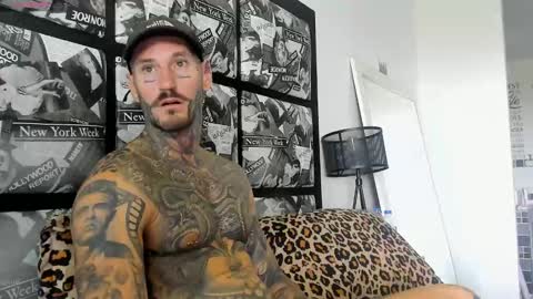 lucasexclusive online show from 03-04-25, 04:27