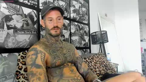 lucasexclusive online show from 03-12-25, 04:51