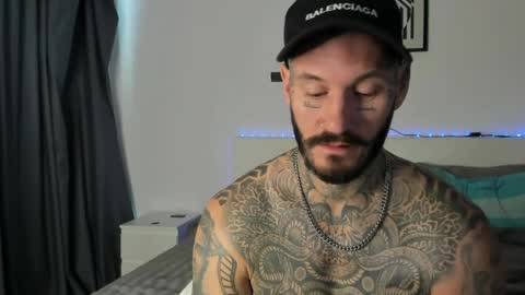 Snapshot of lucasexclusive chatting on 04-30-26, 06:42 lucasexclusive online show from 04-30-26, 06:42