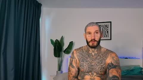 Snapshot of lucasexclusive chatting on 05-28-26, 03:59 lucasexclusive online show from 05-28-26, 03:59