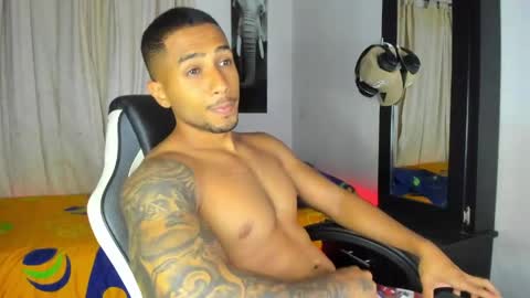 Snapshot of lucaswattsons chatting on 05-26-26, 02:40 Lucaswatsons online show from 05-26-26, 02:40
