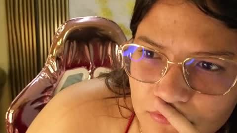 Snapshot of lucero_s chatting on 05-24-26, 01:05 Lucero online show from 05-24-26, 01:05
