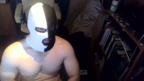 Snapshot of luchahor chatting on 09-10-25, 10:54 luchahor online show from 09-10-25, 10:54