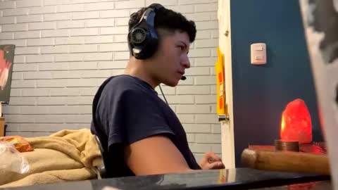 Felipe online show from 02-07-25, 03:12