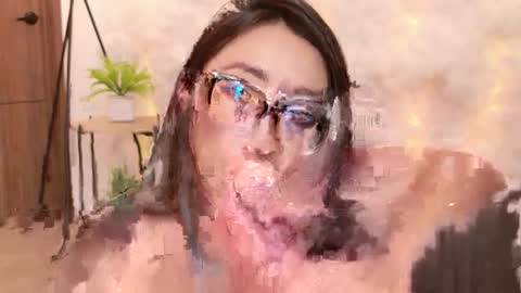 Luci y Fer online show from 04-06-26, 06:09