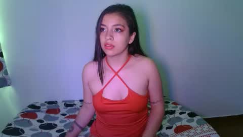 Lucia online show from 05-07-26, 04:12