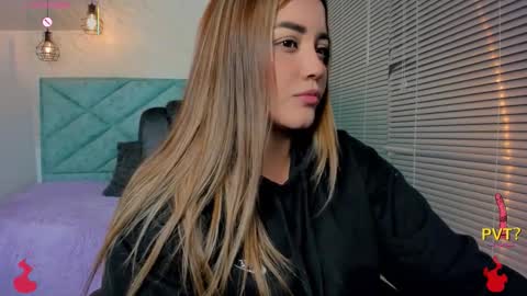 lucia star  online show from 01-06-26, 10:56