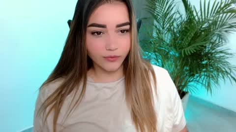Snapshot of lucia_star_ chatting on 07-17-26, 11:50 lucia star online show from 07-17-26, 11:50