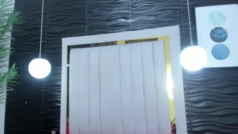 Snapshot of lucia_vonne chatting on 02-22-25, 06:30 Lucia Vonne online show from 02-22-25, 06:30