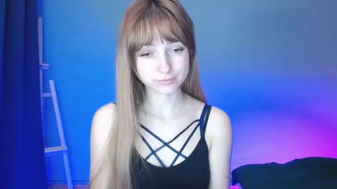 Snapshot of luciacam20 chatting on 01-16-25, 04:28 Lucy online show from 01-16-25, 04:28