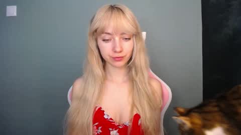 Lucy online show from 05-06-26, 06:52