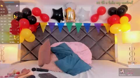 Lucia online show from 09-26-25, 12:09