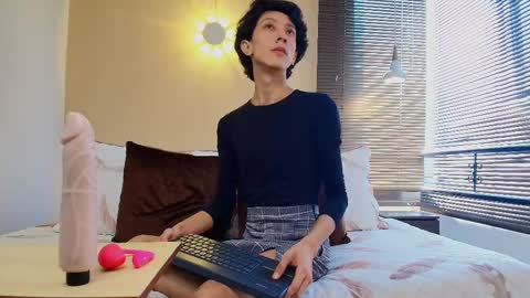 Lucian Morel S online show from 09-22-25, 01:02