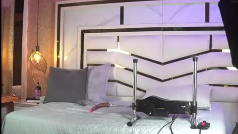 Snapshot of luciana_agudelo chatting on 06-14-26, 02:24 luciana_agudelo online show from 06-14-26, 02:24