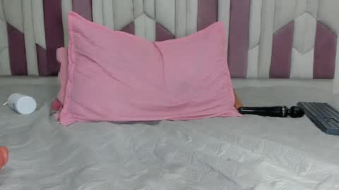 Snapshot of luciana_jam_ chatting on 03-01-25, 09:18 instagram luciana417 online show from 03-01-25, 09:18