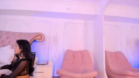 Snapshot of luciana_roa chatting on 05-10-26, 02:44 Luciana online show from 05-10-26, 02:44