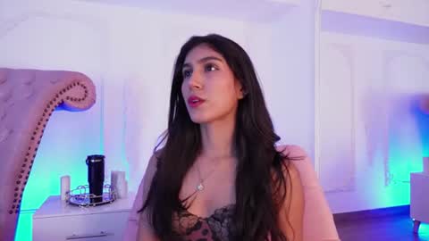 Snapshot of luciana_roa chatting on 06-29-26, 08:53 Luciana online show from 06-29-26, 08:53