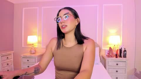 Snapshot of lucianacarter chatting on 09-30-25, 03:44 online show from 09-30-25, 03:44