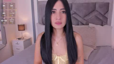 Snapshot of lucianacohelo chatting on 10-12-25, 07:35 online show from 10-12-25, 07:35