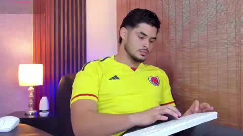Luciano online show from 07-07-26, 12:42