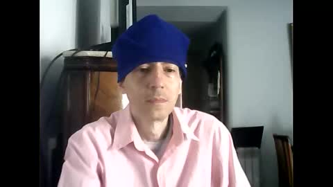 Snapshot of lucianoaxel chatting on 11-03-25, 01:45 Luciano online show from 11-03-25, 01:45