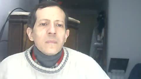 Snapshot of lucianoaxel chatting on 06-23-26, 07:12 Luciano online show from 06-23-26, 07:12