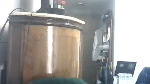 Snapshot of lucianoaxel chatting on 06-27-26, 03:17 Luciano online show from 06-27-26, 03:17