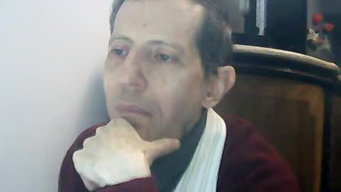 Snapshot of lucianoaxel chatting on 07-17-26, 01:56 Luciano online show from 07-17-26, 01:56