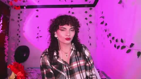 Snapshot of lucianromeo17 chatting on 06-02-26, 02:24 Lucy or Lucian 3 Come to my social Links3 online show from 06-02-26, 02:24