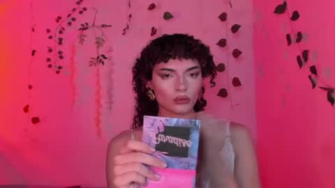Snapshot of lucianromeo17 chatting on 06-09-26, 09:37 Lucy or Lucian 3 Come to my social Links3 online show from 06-09-26, 09:37