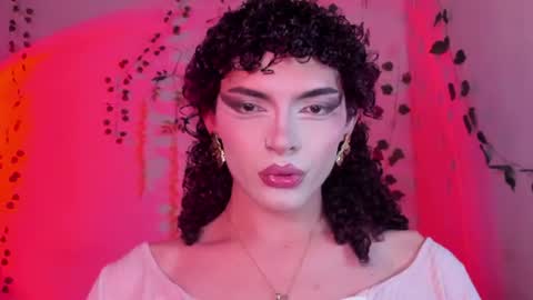 Snapshot of lucianromeo17 chatting on 07-01-26, 11:45 Lucy or Lucian 3 Come to my social Links3 online show from 07-01-26, 11:45