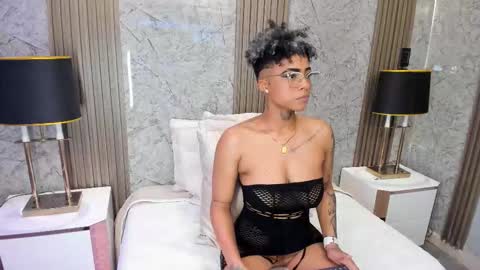  lucia wallace  online show from 02-17-26, 11:55