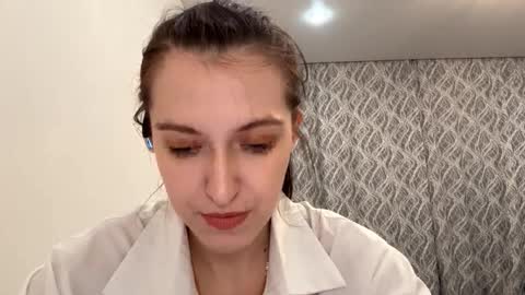 Snapshot of lucibeveridge chatting on 11-21-25, 05:11 Mary online show from 11-21-25, 05:11