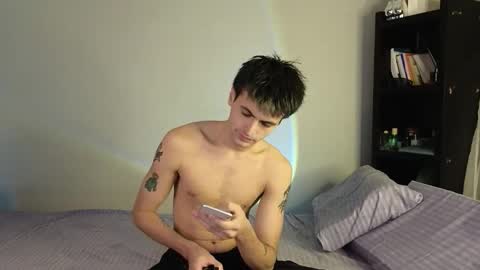 Snapshot of lucidangelok chatting on 10-12-25, 08:24 Angelok online show from 10-12-25, 08:24