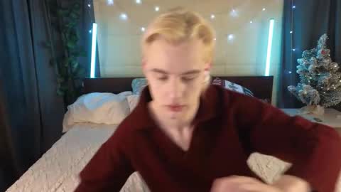 Snapshot of lucidangelok chatting on 01-08-26, 02:19 Angelok online show from 01-08-26, 02:19