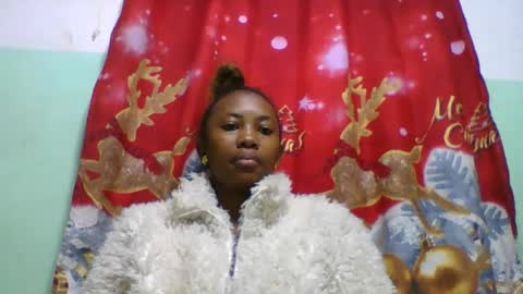 Snapshot of lucie196645 chatting on 06-17-26, 04:37 lucie196645 online show from 06-17-26, 04:37