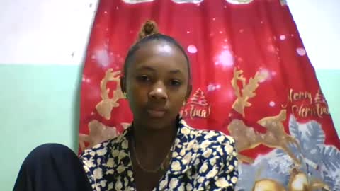 Snapshot of lucie196645 chatting on 06-19-26, 07:01 lucie196645 online show from 06-19-26, 07:01