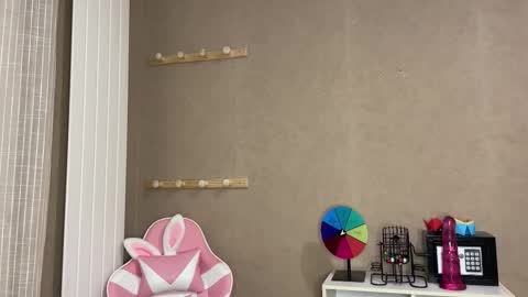 Lucie hot follow me on  online show from 10-04-25, 07:01